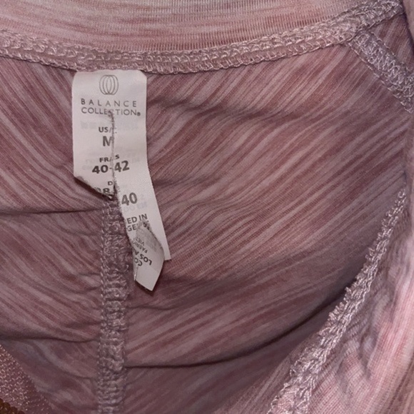 Balance Collection Athletic Pullover Size Medium - Picture 3 of 6
